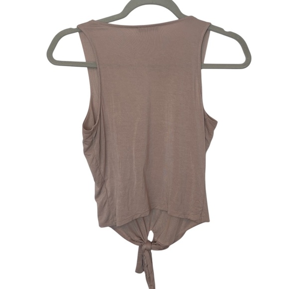 Dynamite Sleeveless Crop Tops Size Small White and Beige - Picture 3 of 12